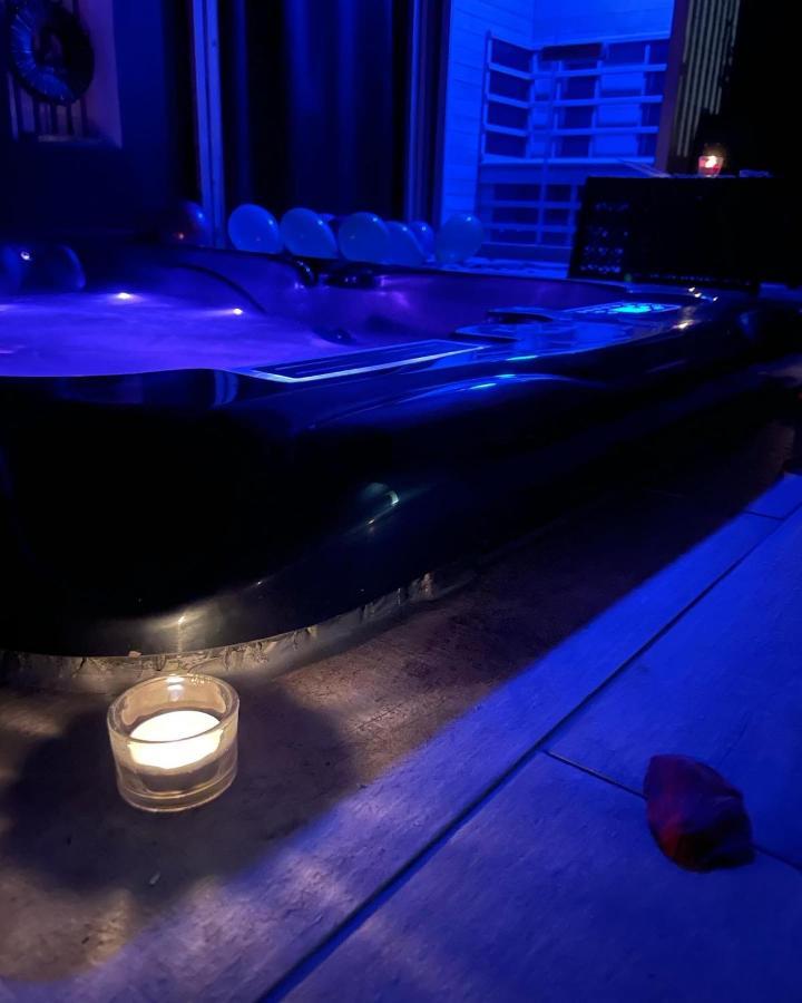 La Suite Grenoble Spa Jacuzzi Et Sauna Privatif المظهر الخارجي الصورة